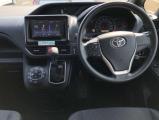 Toyota NOAH 2018