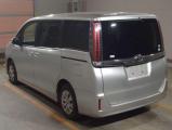 Toyota NOAH 2018